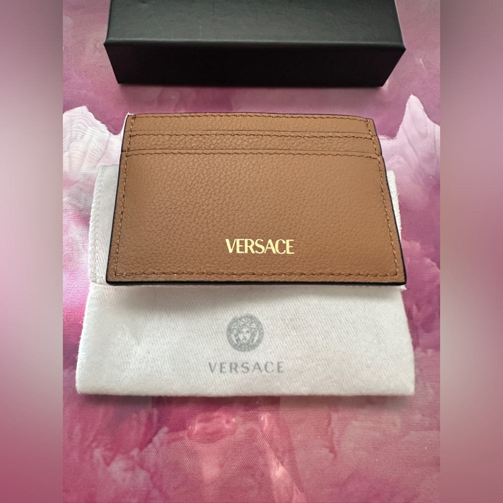 Versace La Medusa Card Case (NWOT; Tan/Gold) - Picture 3 of 10